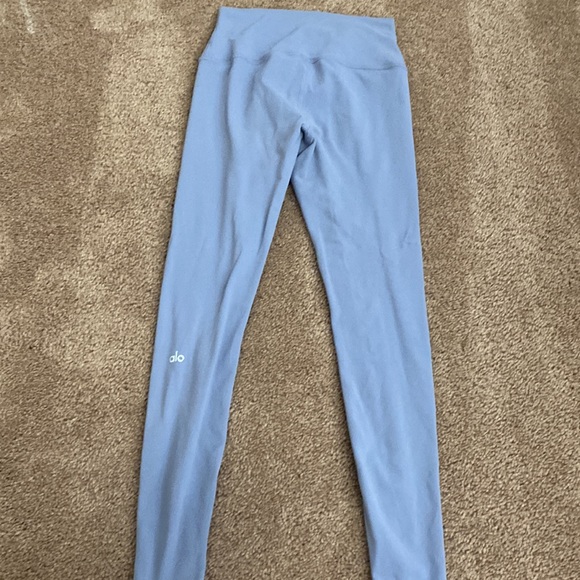 Light Purple Alo yoga leggings - Picture 3 of 4